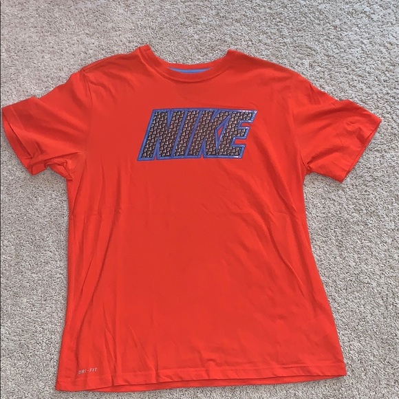 Nike Dri-Fit T-Shirt - Picture 1 of 4